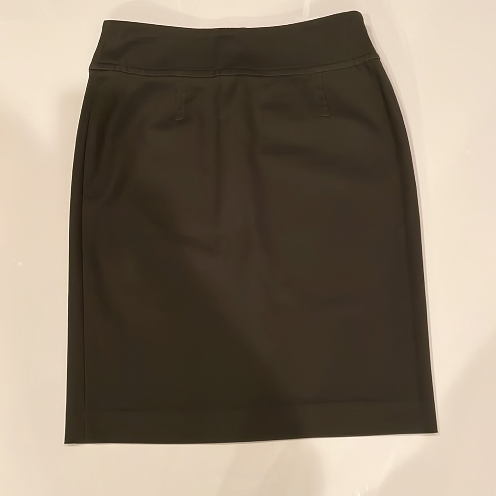 Gorgeous pencil Skirt  Jones & Co khaki gren